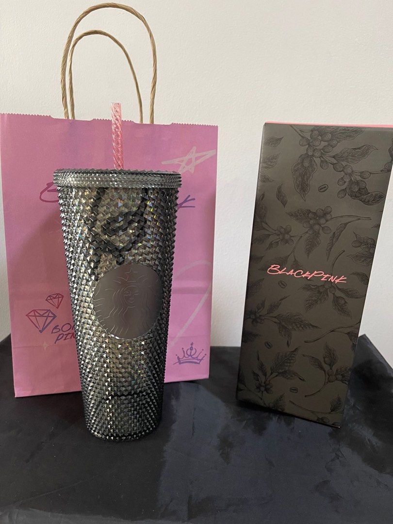 BLACKPINK + Starbucks Doodle Black Tumble 24oz (Category: Water Bottles & Tumblers) located in Quezon City. Submitted by 14iamney (Listing ID 1245455055, Image 2). Description: limited edition BLACKPINK + Starbucks Doodle Black Tumble 24oz fixed at ₱ 3,000 Meet up either in Quezon Citu (la loma) or Pasay Moa Area.