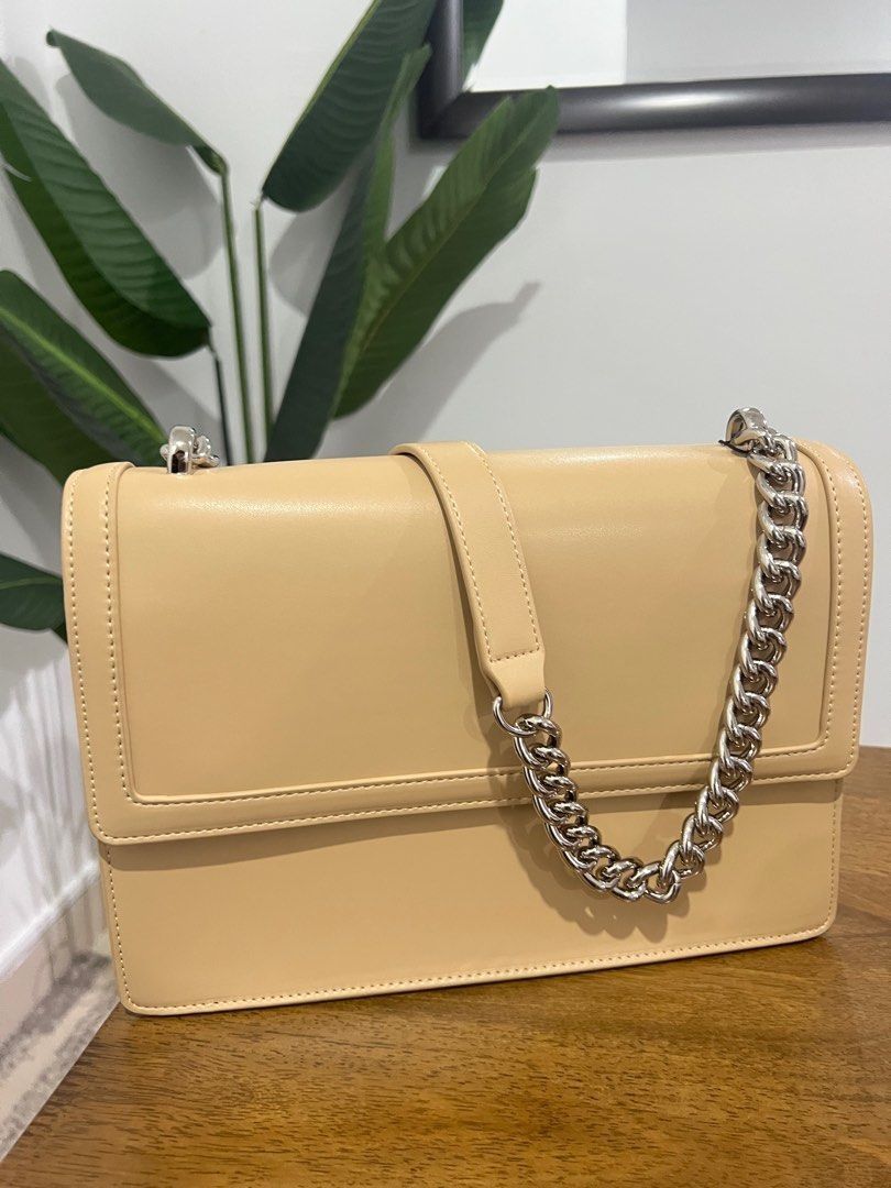Harga handbag christy 2025 ng