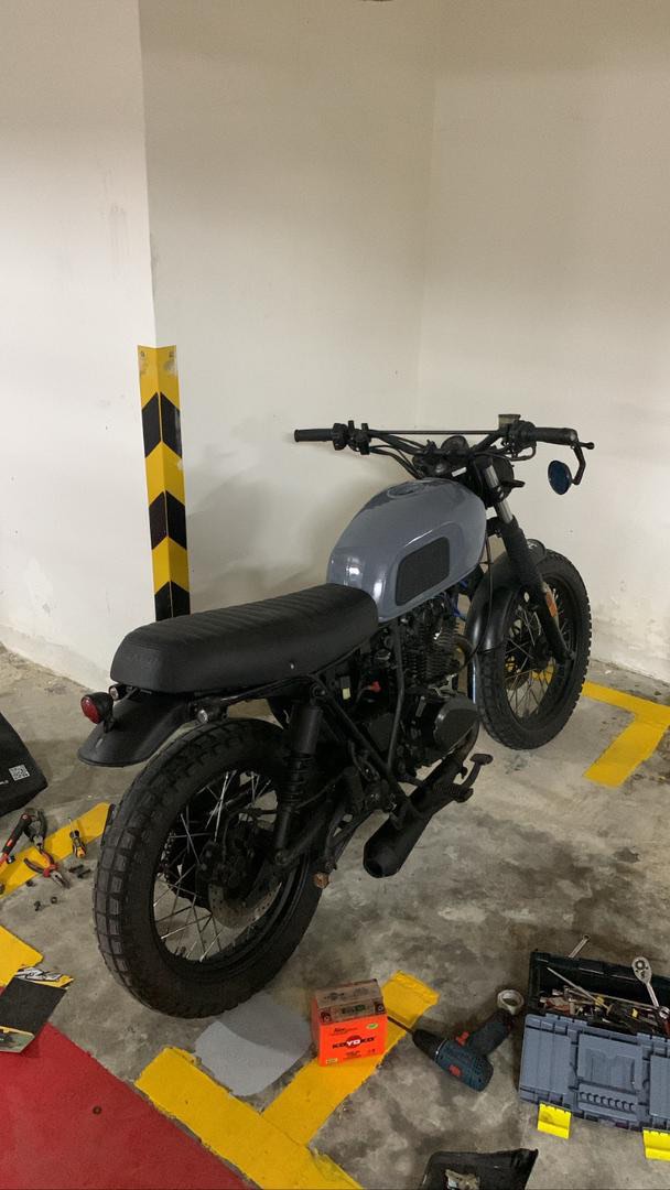 Brixton scrambler 150i clearance