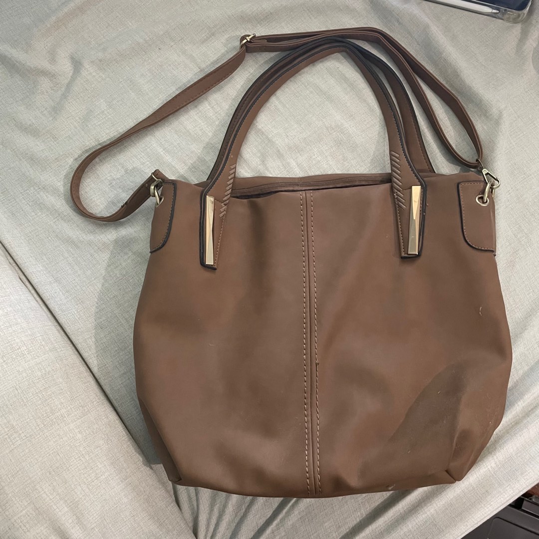 CLN Kili bag, Women's Fashion, Bags & Wallets, Shoulder Bags on Carousell