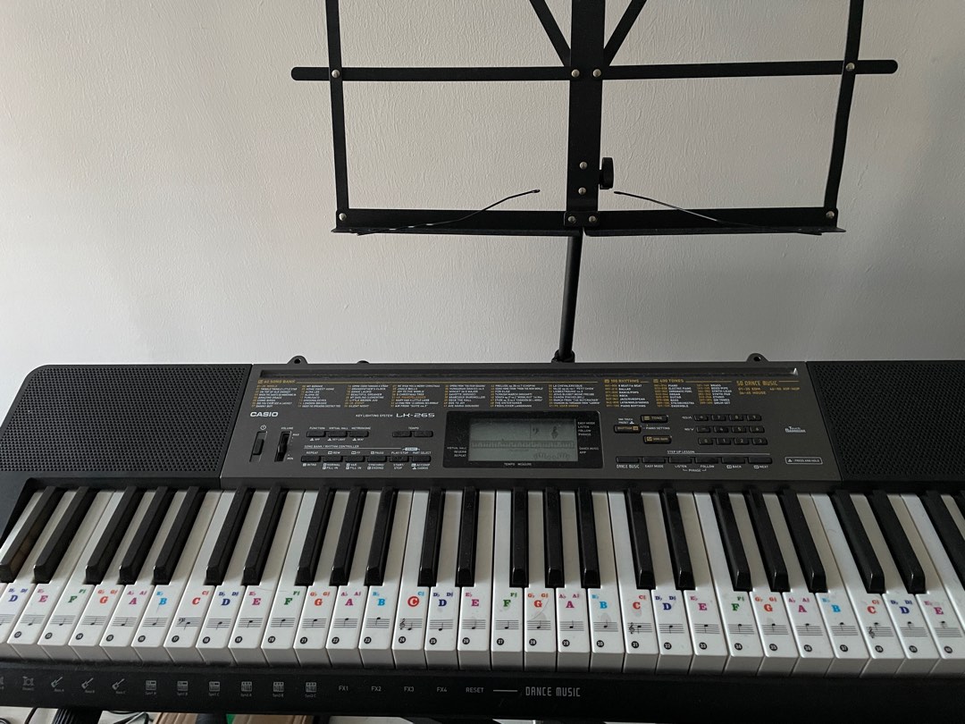 CASIO LK265 61 Key Keyboard, Hobbies & Toys, Music & Media, Musical