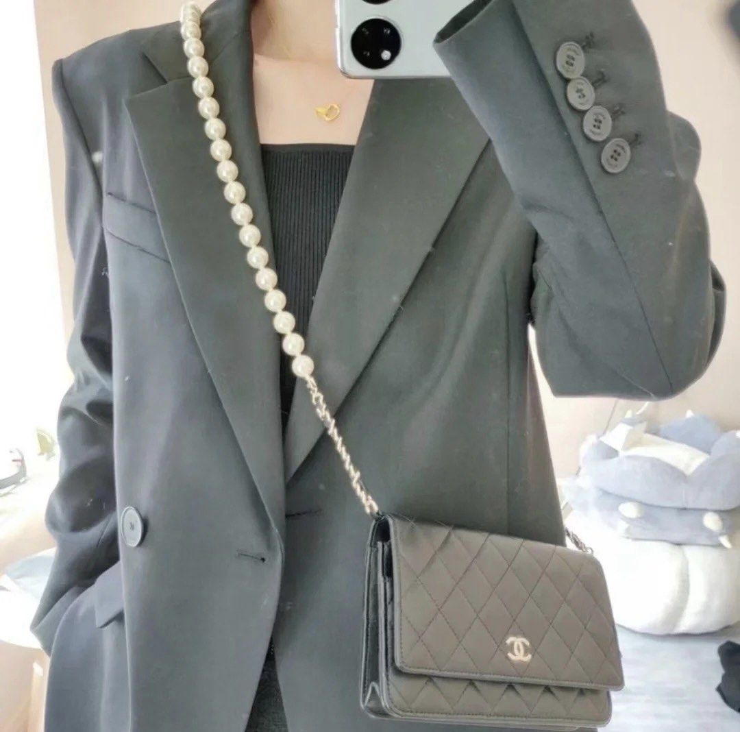 Chanel wallet on chain cena clearance