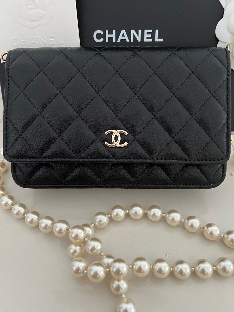 Chanel 22P Maxi Pearl Wallet on Chain, Luxury, Bags & Wallets on Carousell