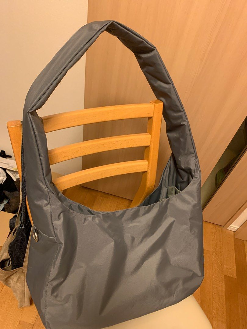 clesste 灰色 everyday bag