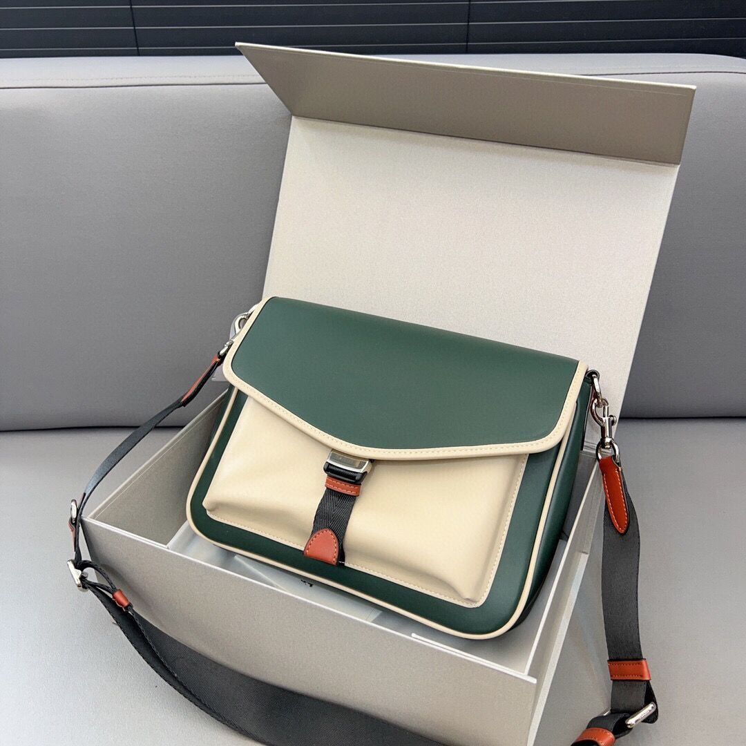 High end outlet coach bags