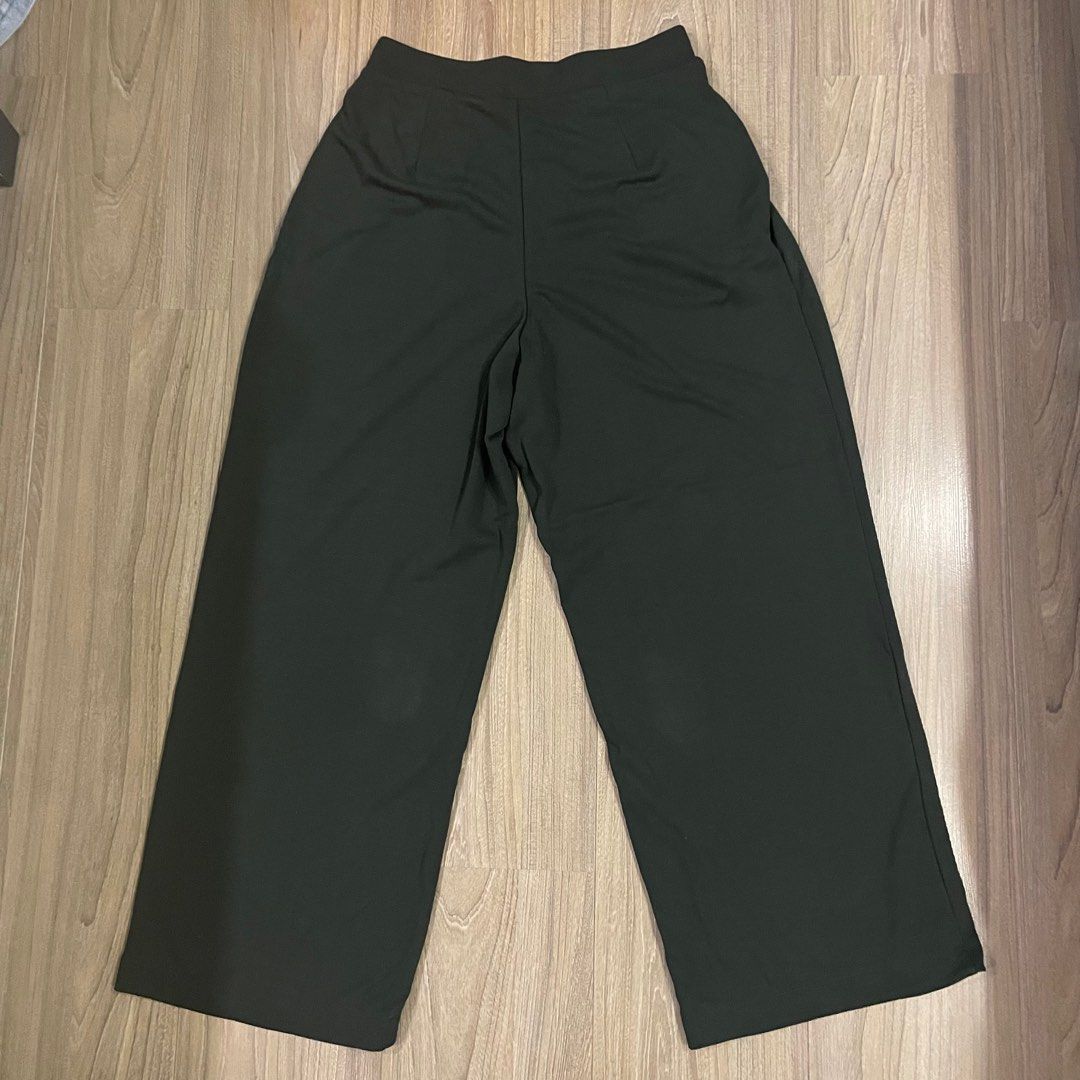 PLUS Size Black 3/4 Pants, Women's Fashion, Bottoms, Other Bottoms on  Carousell