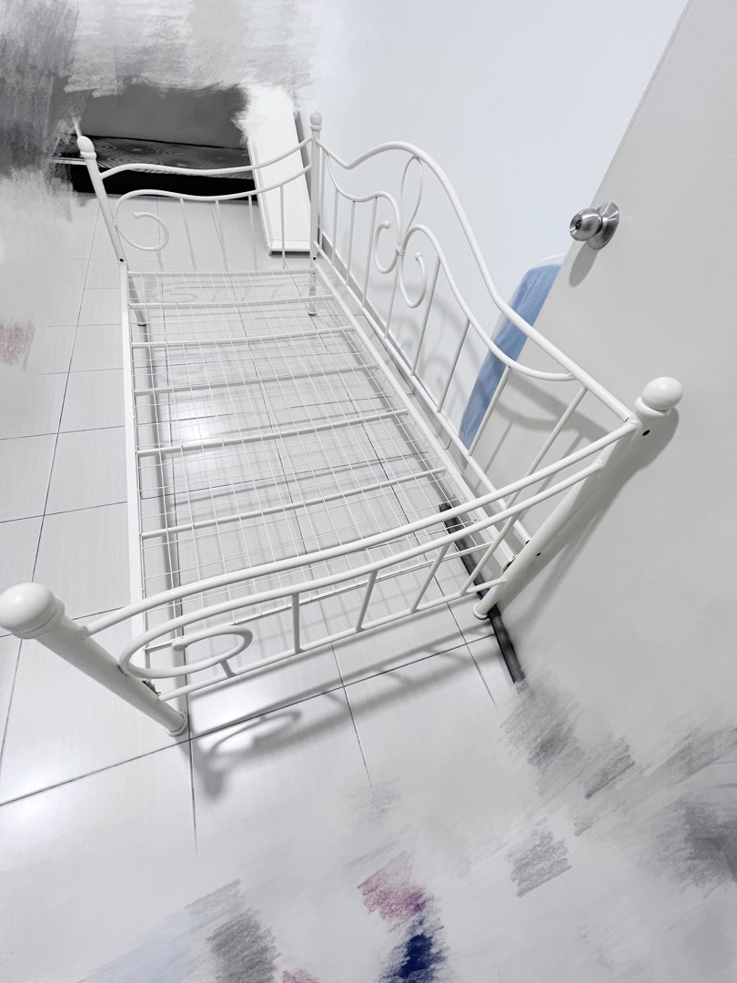 DayBed Frame + Extend Bed, Furniture & Home Living, Furniture, Bed