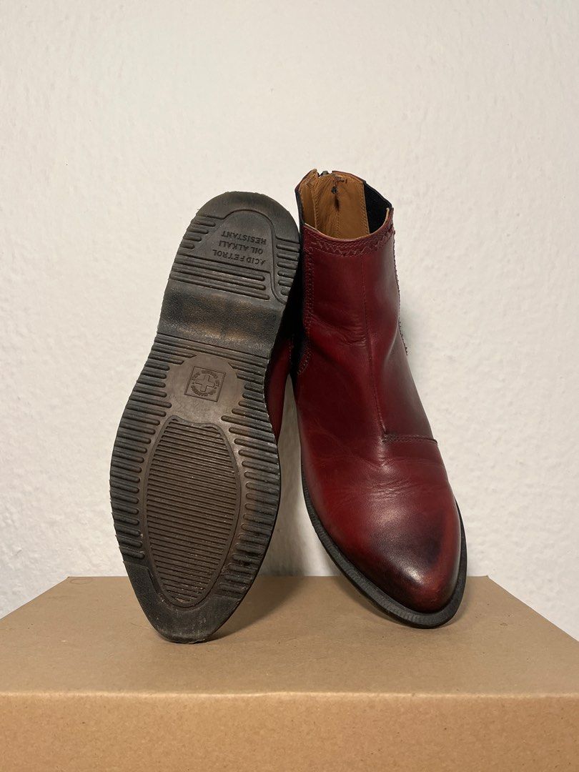 Dr. martens black zillow zip chelsea boots sales