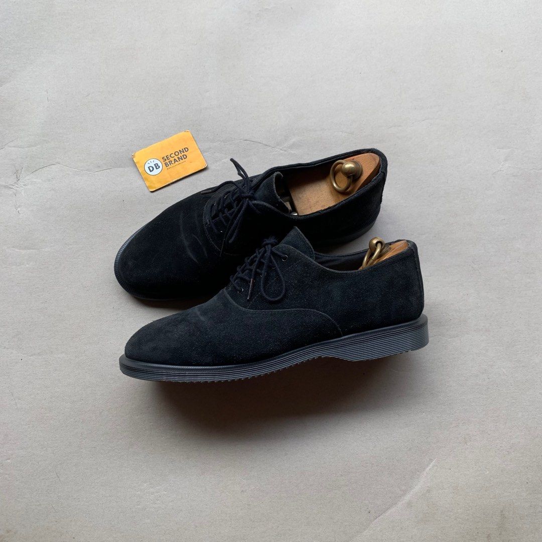 DR MARTENS HENLEY Fesyen Pria Sepatu Sepatu Formal di Carousell
