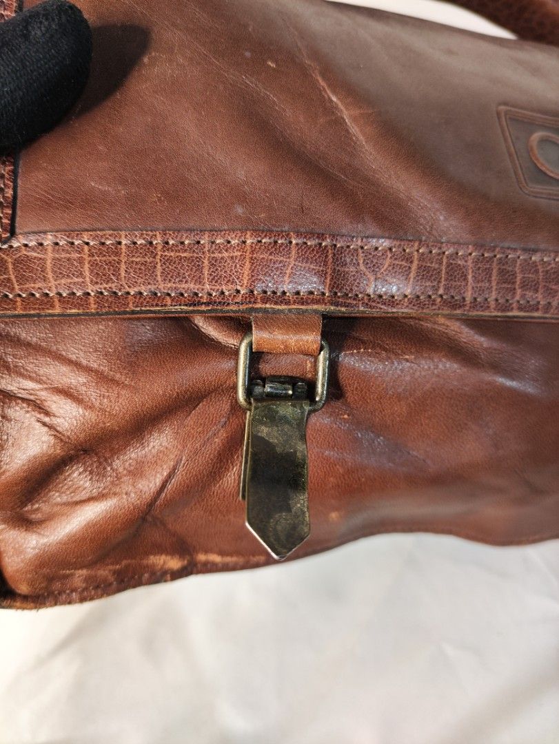 Geoffrey beene leather bag outlet