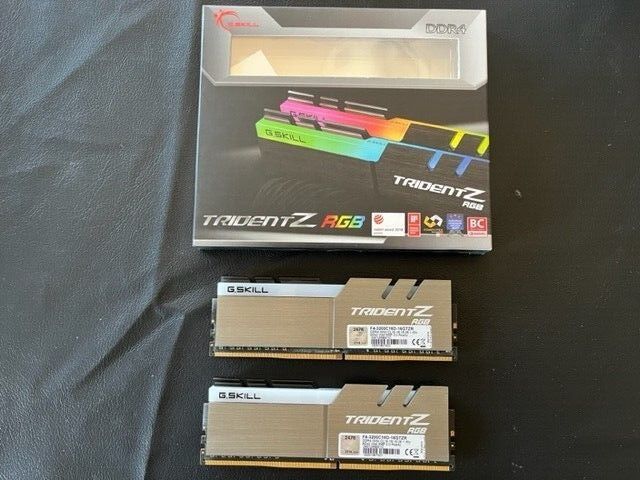 G.SKILL TridentZ RGB Series 16GB (2 x 8GB) 288-Pin PC RAM DDR4 3200 (PC4  25600) Desktop Memory Model F4-3200C16D-16GTZR 
