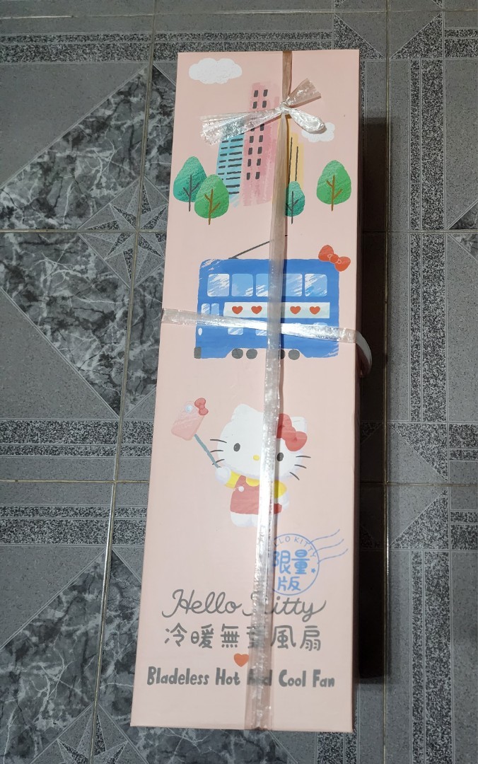 限量Hello Kitty無葉冷暖風扇, 傢俬＆家居, 燈飾及風扇, 風扇- Carousell