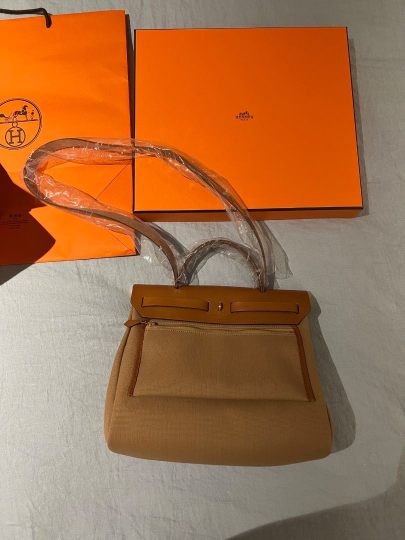 Hermes Herbag Chai Color with Gold Hardware [RARE], Women's Fashion, Bags &  Wallets, Cross-body Bags on Carousell