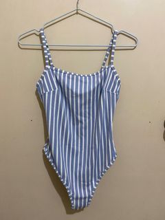 H&M Striped One Piece Low back