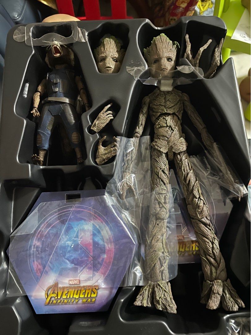 Hot Toys Infinite War Groot n Racoon, Hobbies Toys, Toys Games