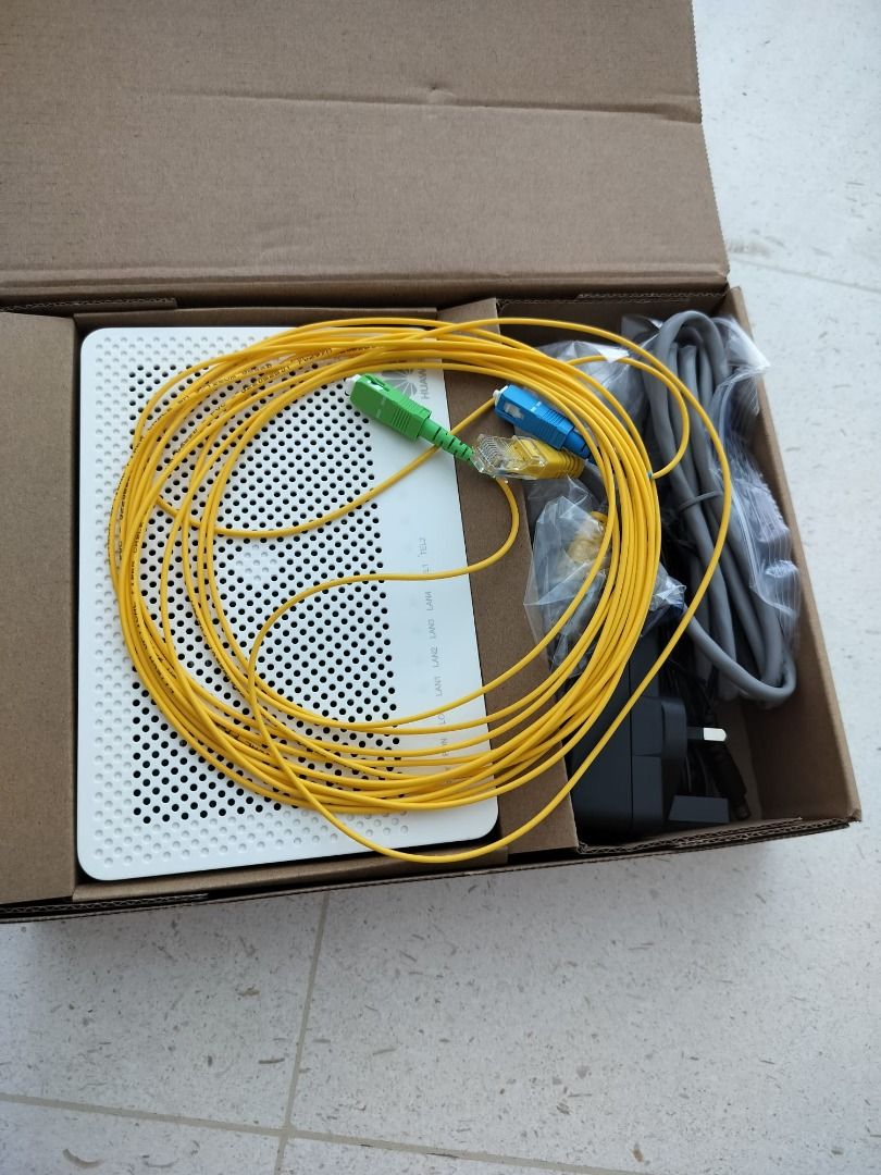 Huawei Echolife Hg8240h5 Gpon Terminal Fibre Optic Modem Computers And Tech Parts And Accessories 2102