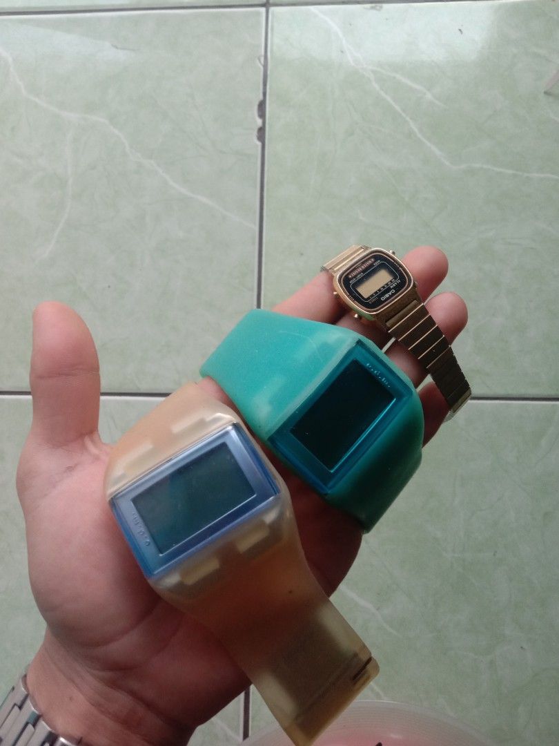 Jam mati on Carousell