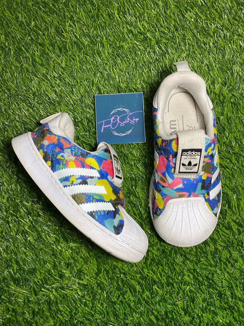 K155 KIDS ADIDAS SUPERSTAR SHOES 16cm, Babies & Kids, Babies & Kids Fashion  on Carousell
