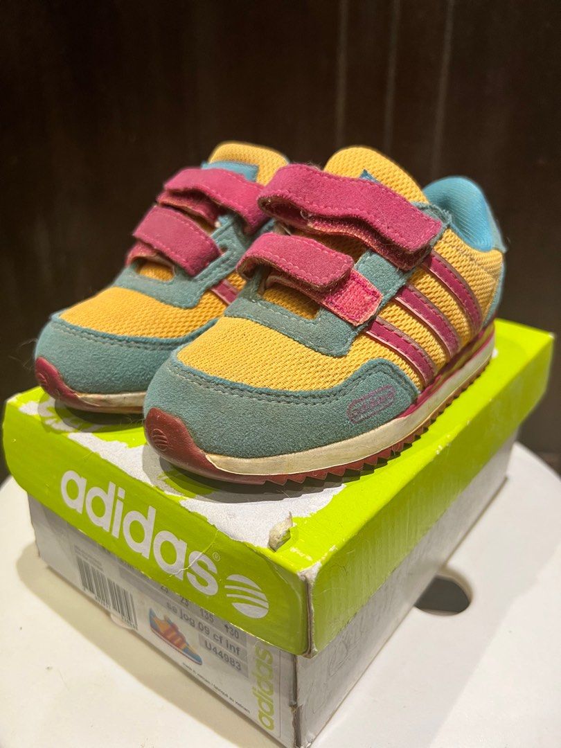 Kasut budak Adidas Babies Kids Babies Kids Fashion on Carousell
