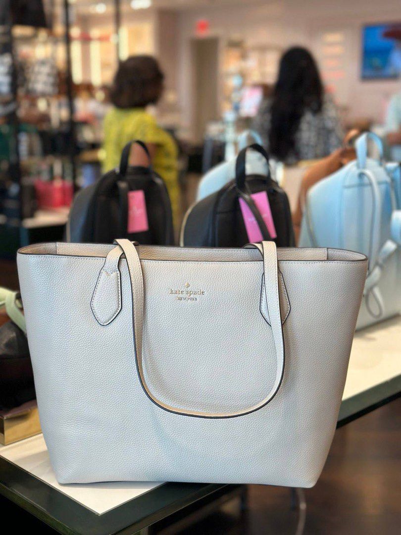 Light hot sale tote bag