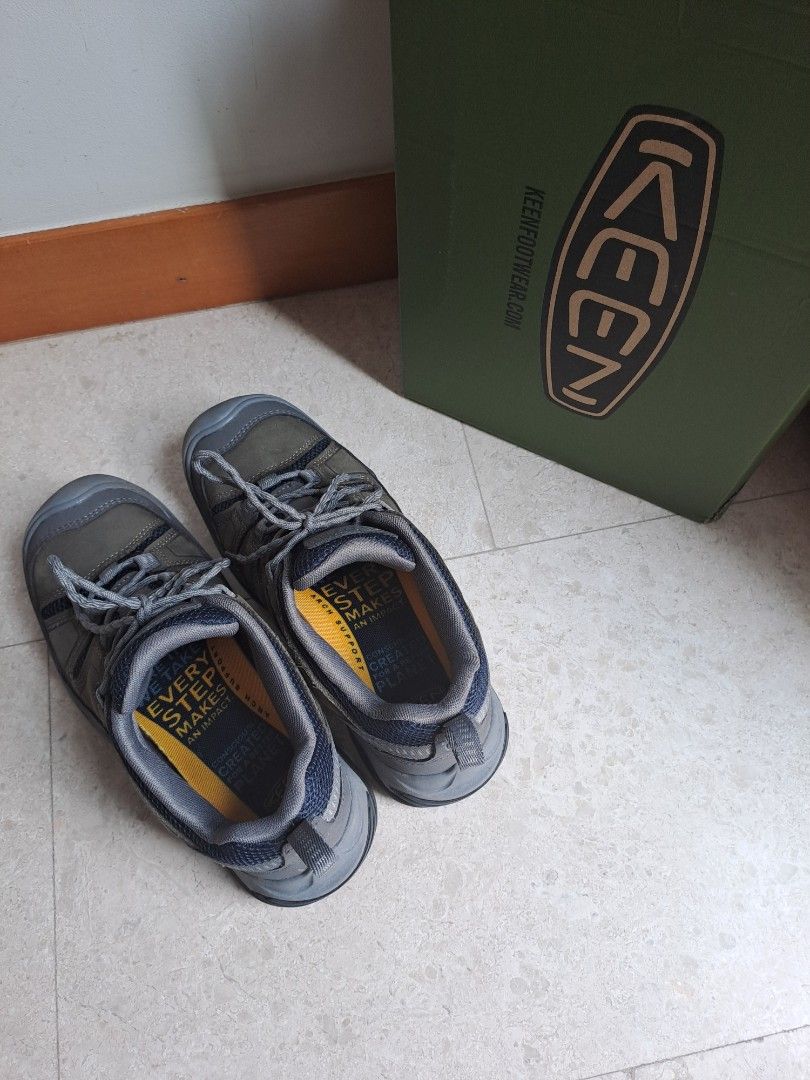 KEEN Men's Circadia Vent Low Height Breathable Hiking Shoes, as New