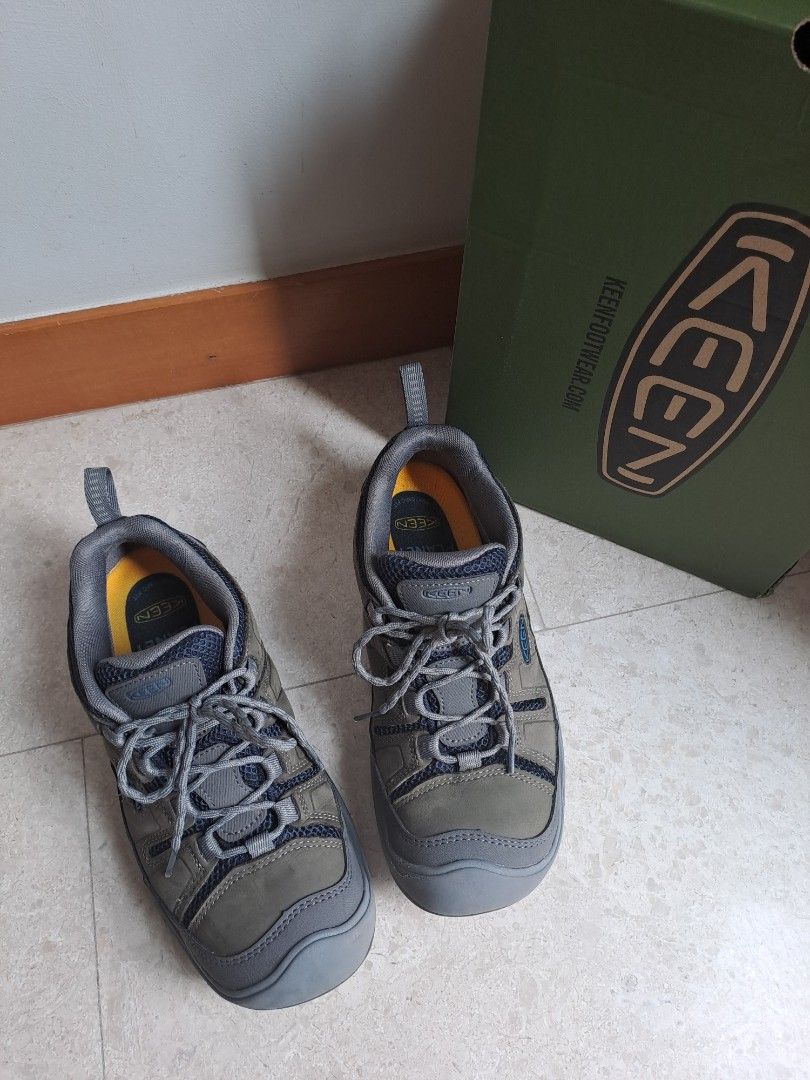 KEEN Men's Circadia Vent Low Height Breathable Hiking Shoes, as New