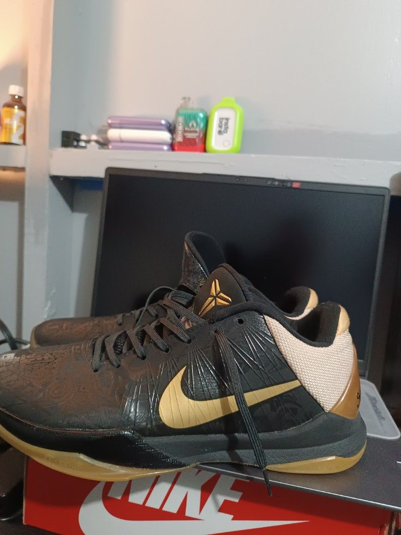 Kobe 5 hotsell big stage away