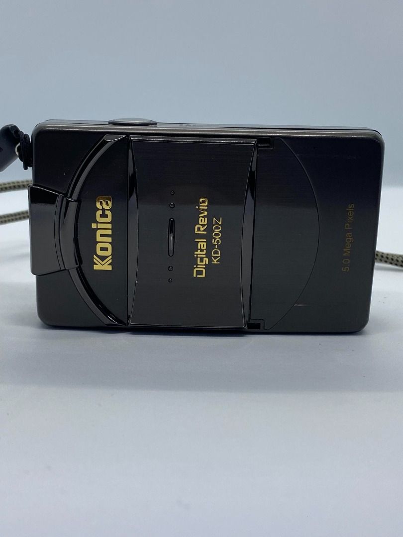 KONICA DIGITAL REVIO KD310Z 3.34 MEGAPIXELS CCD COMPLETE W BOX