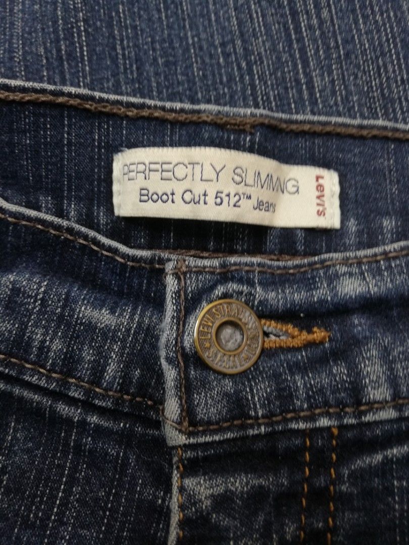 Levi s perfectly slimming deals bootcut 512 jeans
