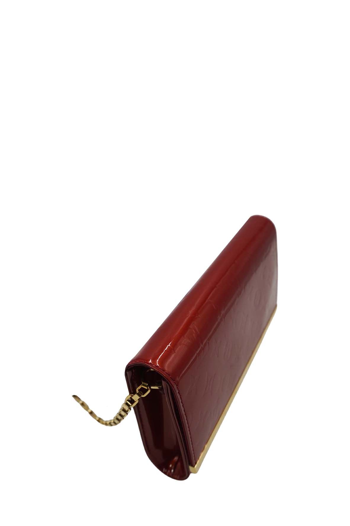 Ana patent leather clutch bag Louis Vuitton Red in Patent leather