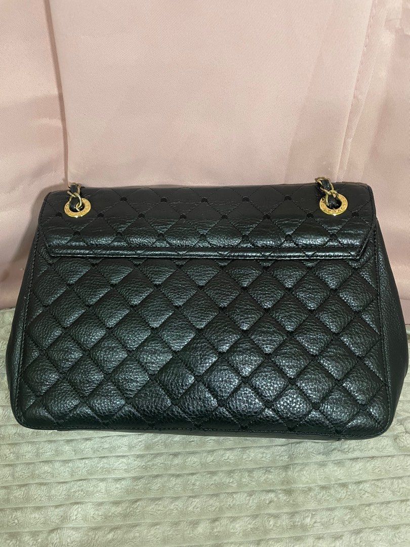 Lovcat Paris Quilted Chain Sling Bag on Carousell