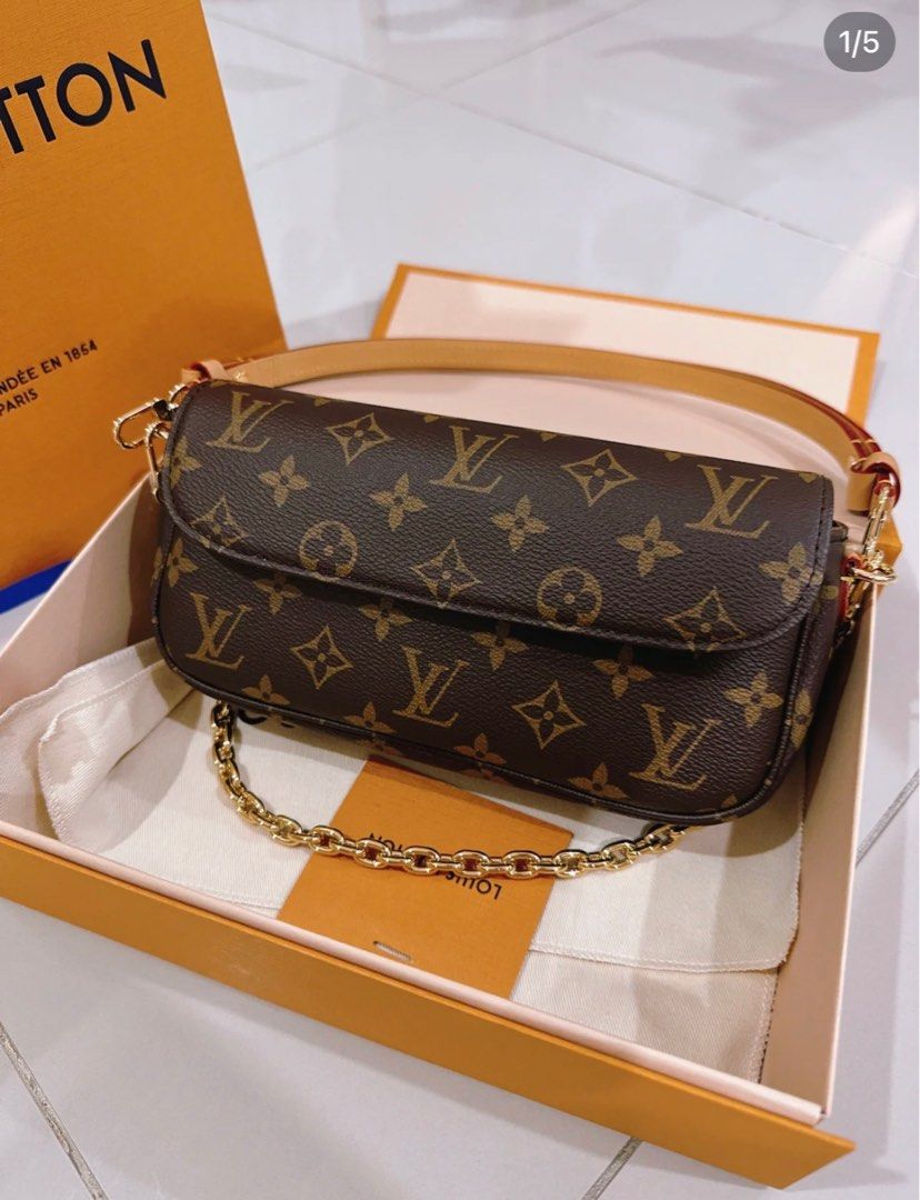 Lv Wallet On chain Ivy in 2023  Luis vuitton bag, Louis bag, Gucci small  bag