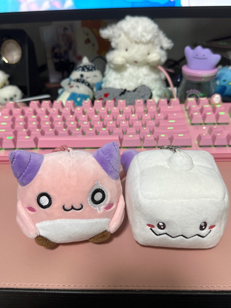 MapleStory Keychain Pink Bean Yeti, Hobbies & Toys, Toys & Games on