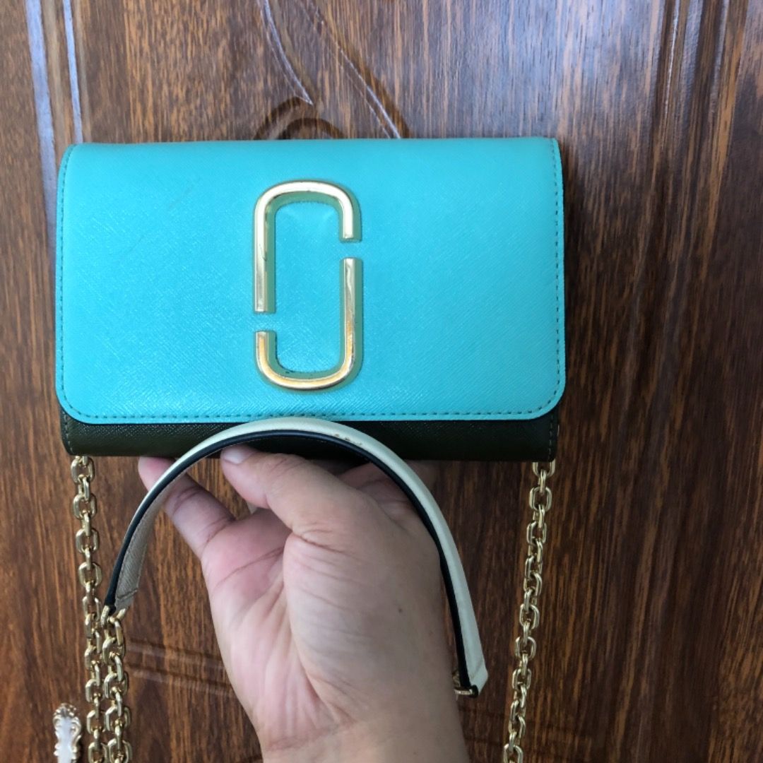 Marc jacobs snapshot wallet / cardholder, Women's Fashion, Bags & Wallets,  Wallets & Card holders on Carousell
