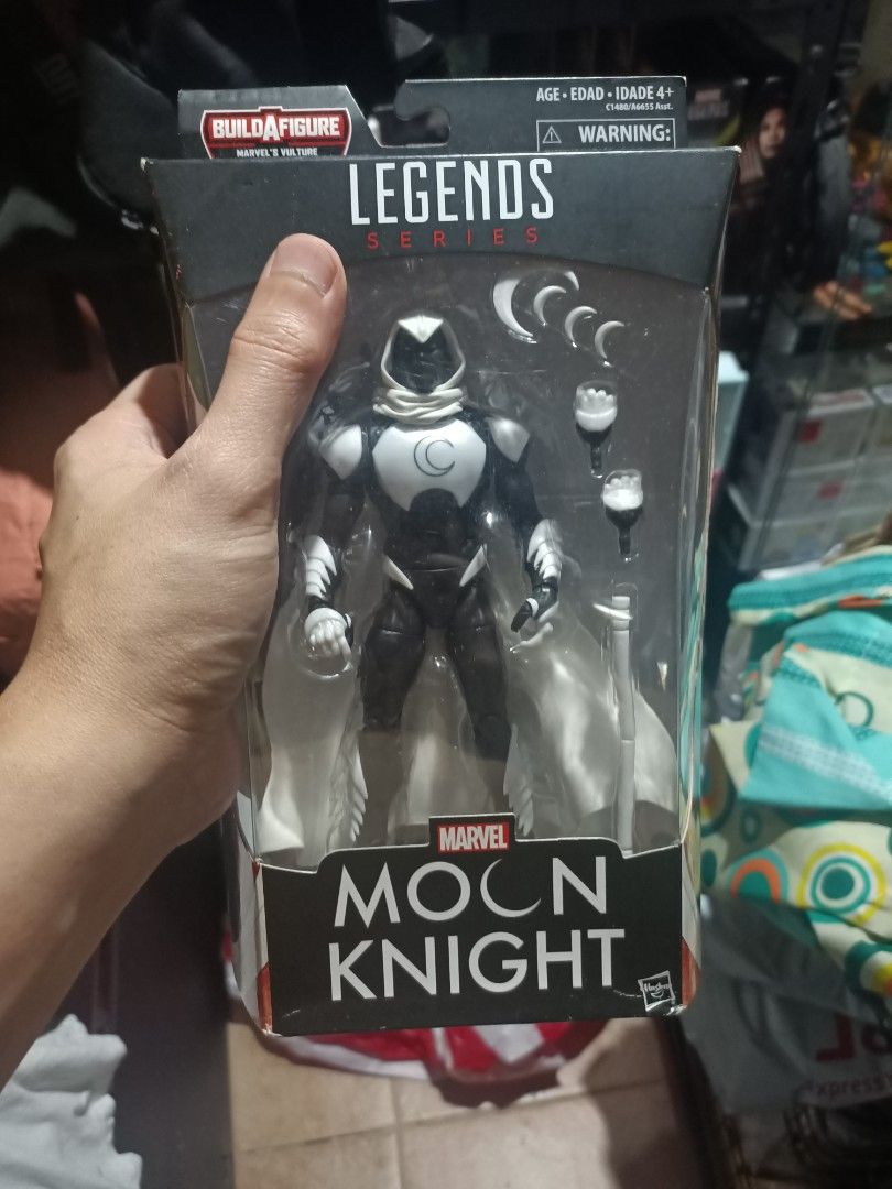 Marvel Legends Moonknight KLB (Category: Figurines & Statues) located in Mandaluyong City. Submitted by noytoys23 (Listing ID 1245553813, Image 1). Description: moonknight Vulture wave brand New will remove only the baf part.