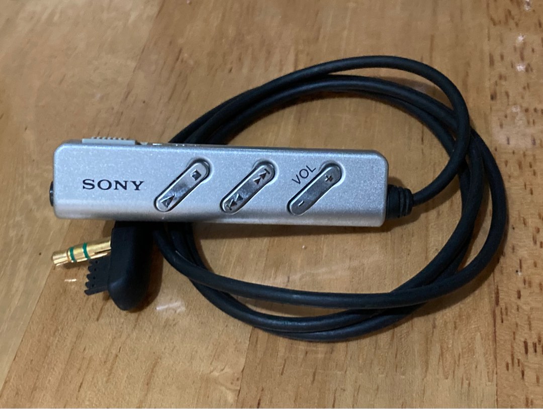 Sony MD/CD Walkman 線控, 音響器材, 其他音響配件及設備 - Carousell