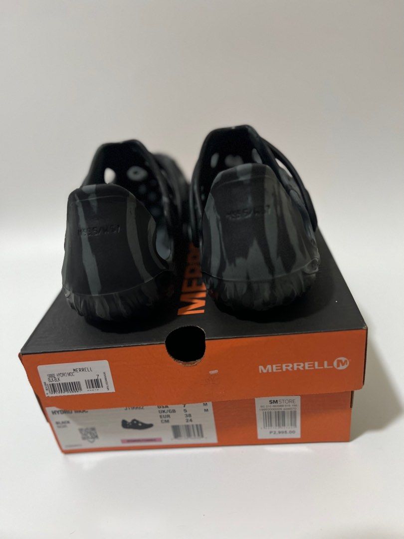 merrell water shoes canada