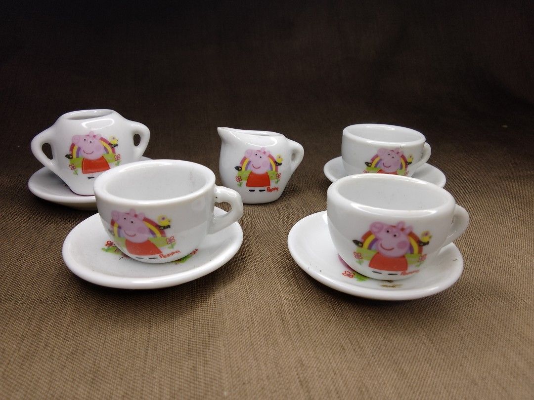 Peppa pig porcelain tea set top