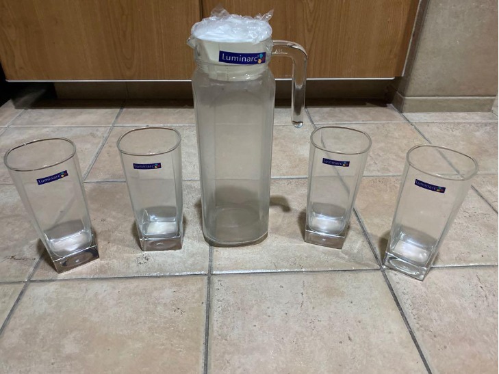 New Luminarc pitcher / jug and glasses set, Furniture & Home Living, Kitchenware & Tableware