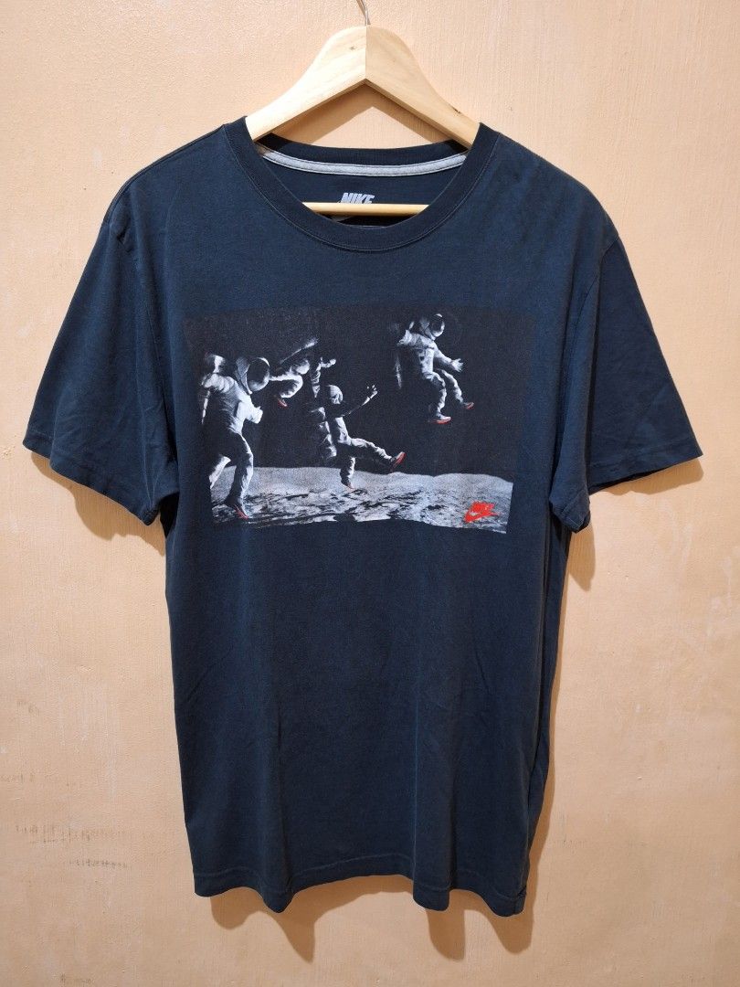 nike astronaut t shirt