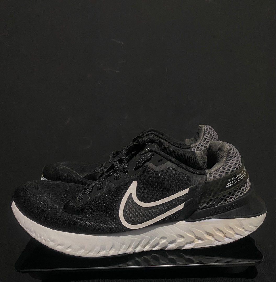 nike legend react 3