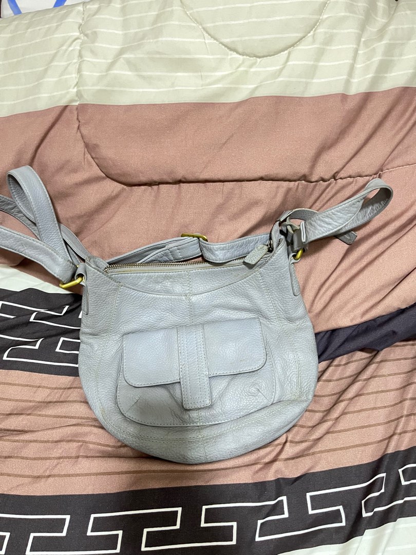 Original Clarks Sling Bag Women s Fashion Bags Wallets Cross body Bags on Carousell