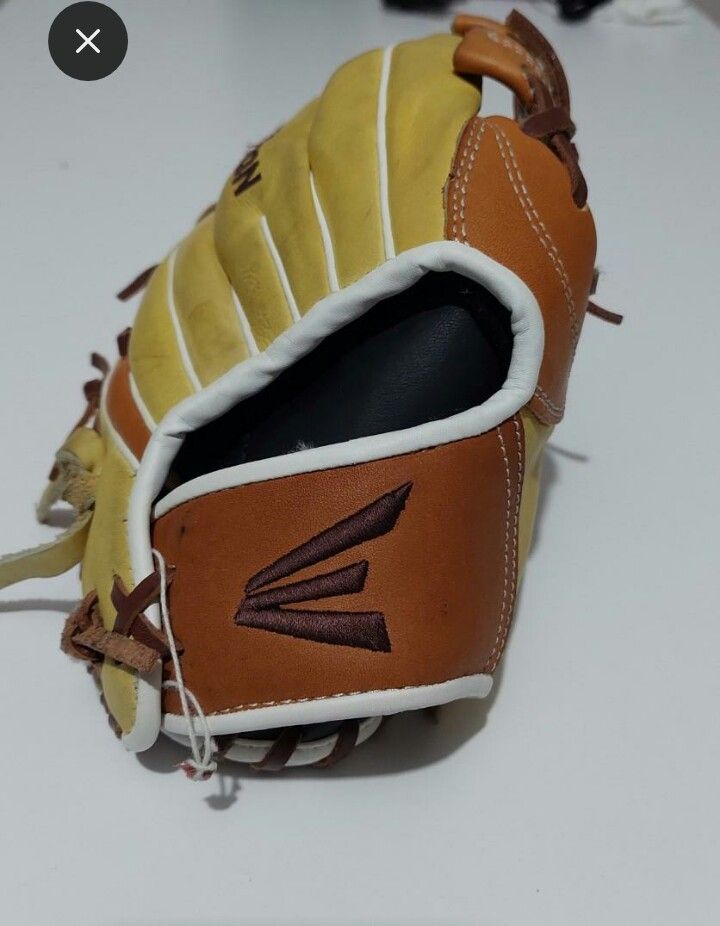 ORIGINAL EASTON X SERIES YOUTH GLOVES Sports Equipment Sports