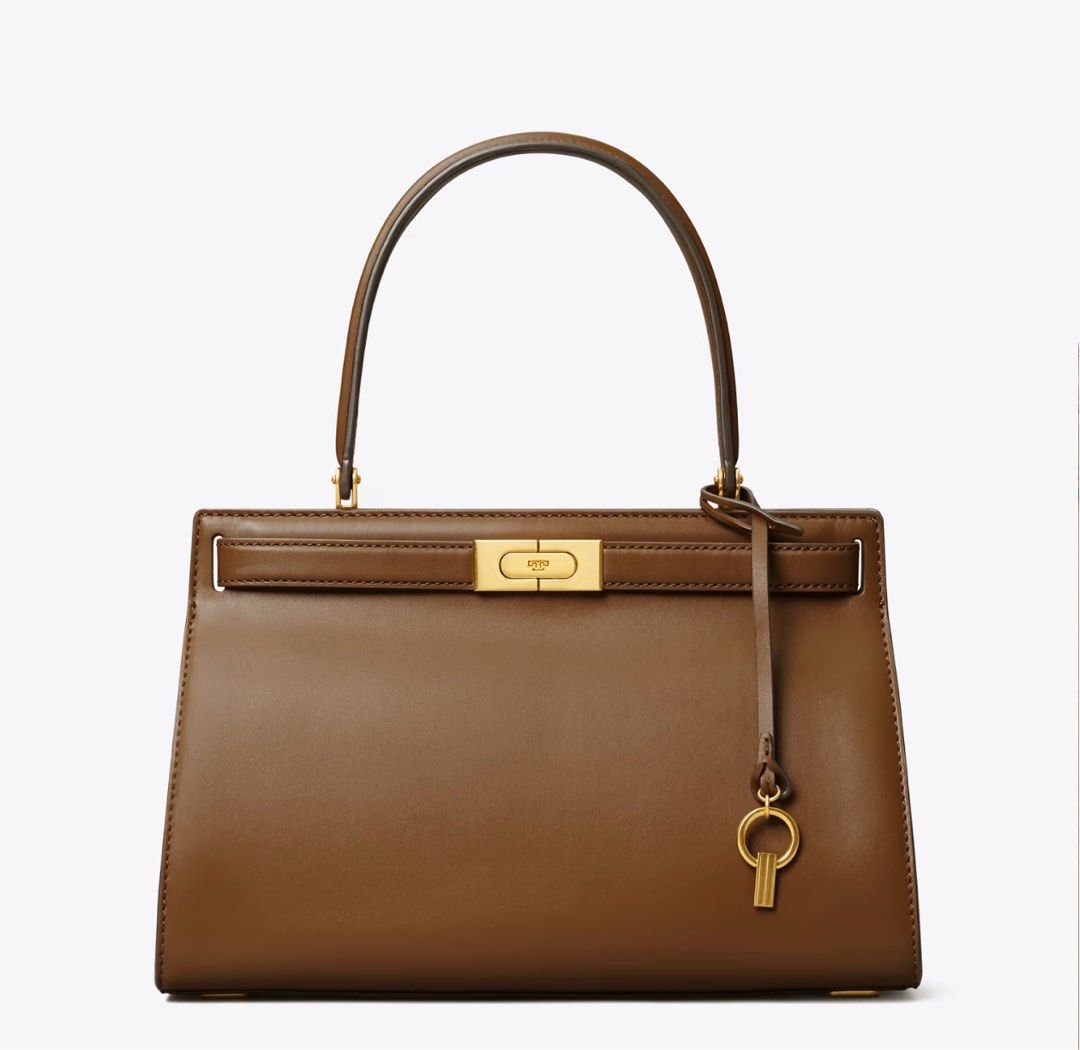 💯ORIGINAL TORY BURCH LEE RADZIWILL SMALL BAG MOOSE (Category: Luxury Bags & Wallets) located in Quezon City. Submitted by ashongsstore (Listing ID 1245443389, Image 3). Description: Saleeee 🇵🇭ONHAND🇵🇭 Lee Radziwill Small Bag Moose ‼️Please look at our pictures as that is exactly what you are purchasing‼️ 10000% Original Not REPLICA, OEM, TOP GRADE QUALITY, AUTHENTIC QUALITY or Any other Terms to DENOTE FAKE! 😎 . Guaranteed ORIGINAL AND BRAN