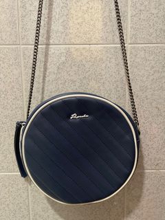 （分類：）位於 。 由 juliefe070691 提交（商品編號 1245606374，圖片 1）。簡介： 。