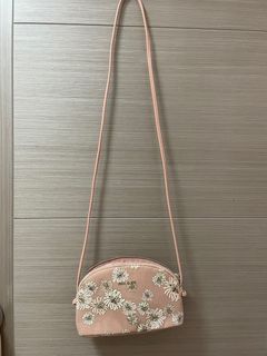 （分類：）位於 。 由 ooianim 提交（商品編號 1245497994，圖片 1）。簡介： 。