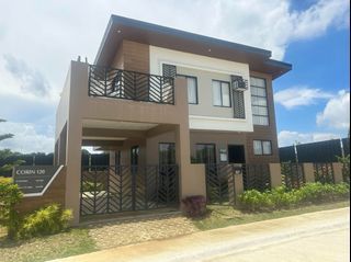 3 Bedroom with 2 car garage House and Lot near Tagaytay by Phirstpark