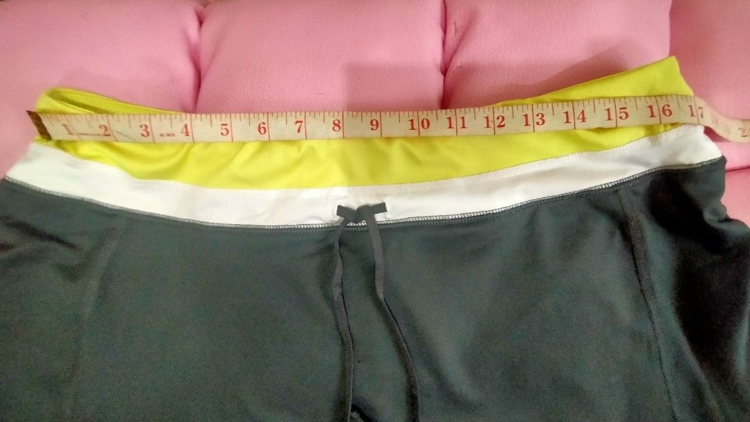 Plus size Tek Gear tennis skirt (Category: Activewear) located in Cebu City. Submitted by angel178 (Listing ID 1245487187, Image 2). Description: good condition ➡️ pls! note color may vary due to lighting.