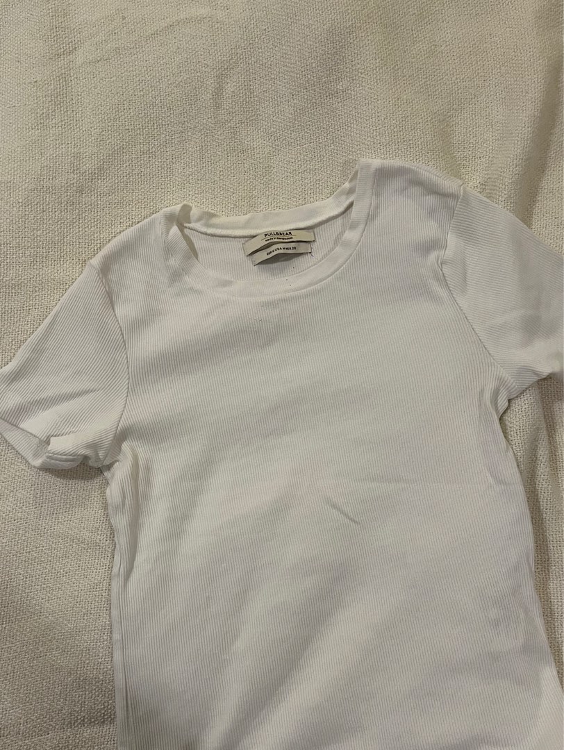 pull&bear plain white baby tee (pending) , Women's Fashion, Tops