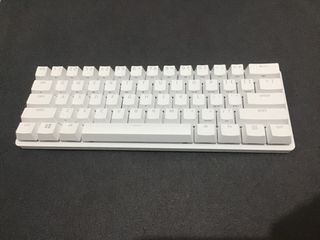 Razer Huntsman Mini White 60% gaming keyboard with Red Switches